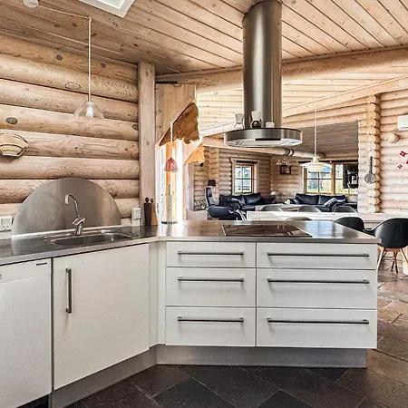 4 Bedroom Gorgeous Home In Sydals Feriehus *